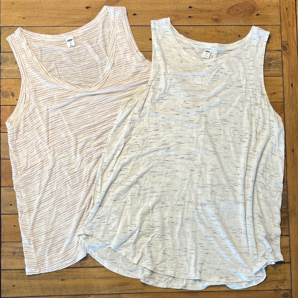 Old Navy Women's Tank Tops - Cream and Gray